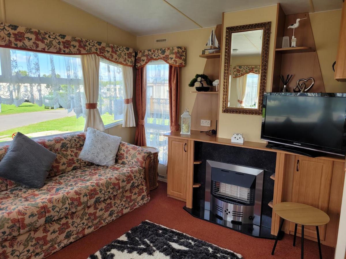 インゴールドメルズ6 Berth On Millfieldsアパートメント エクステリア 写真